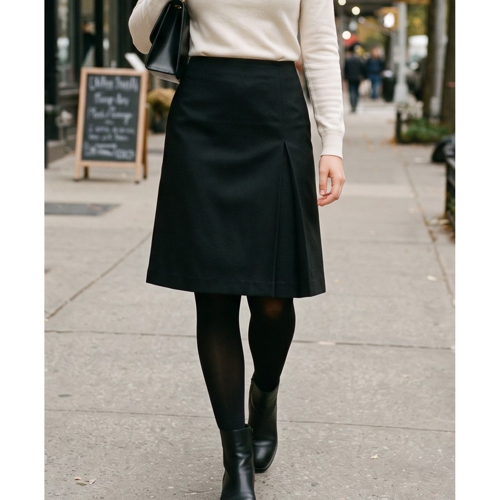 Talbots Vintage 12 Black 100% Wool A-Line Skirt Kick Pleat Lined Classic Retro